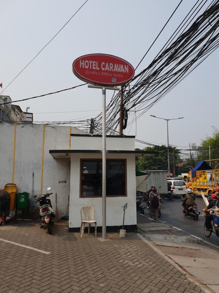 Hotel Caravan Tanah Abang Джакарта Екстер'єр фото