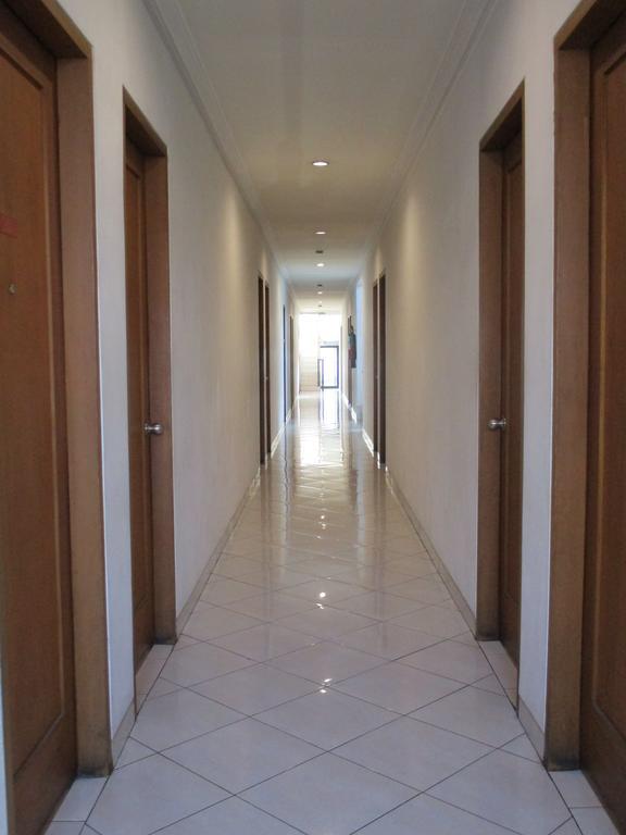 Hotel Caravan Tanah Abang Джакарта Екстер'єр фото