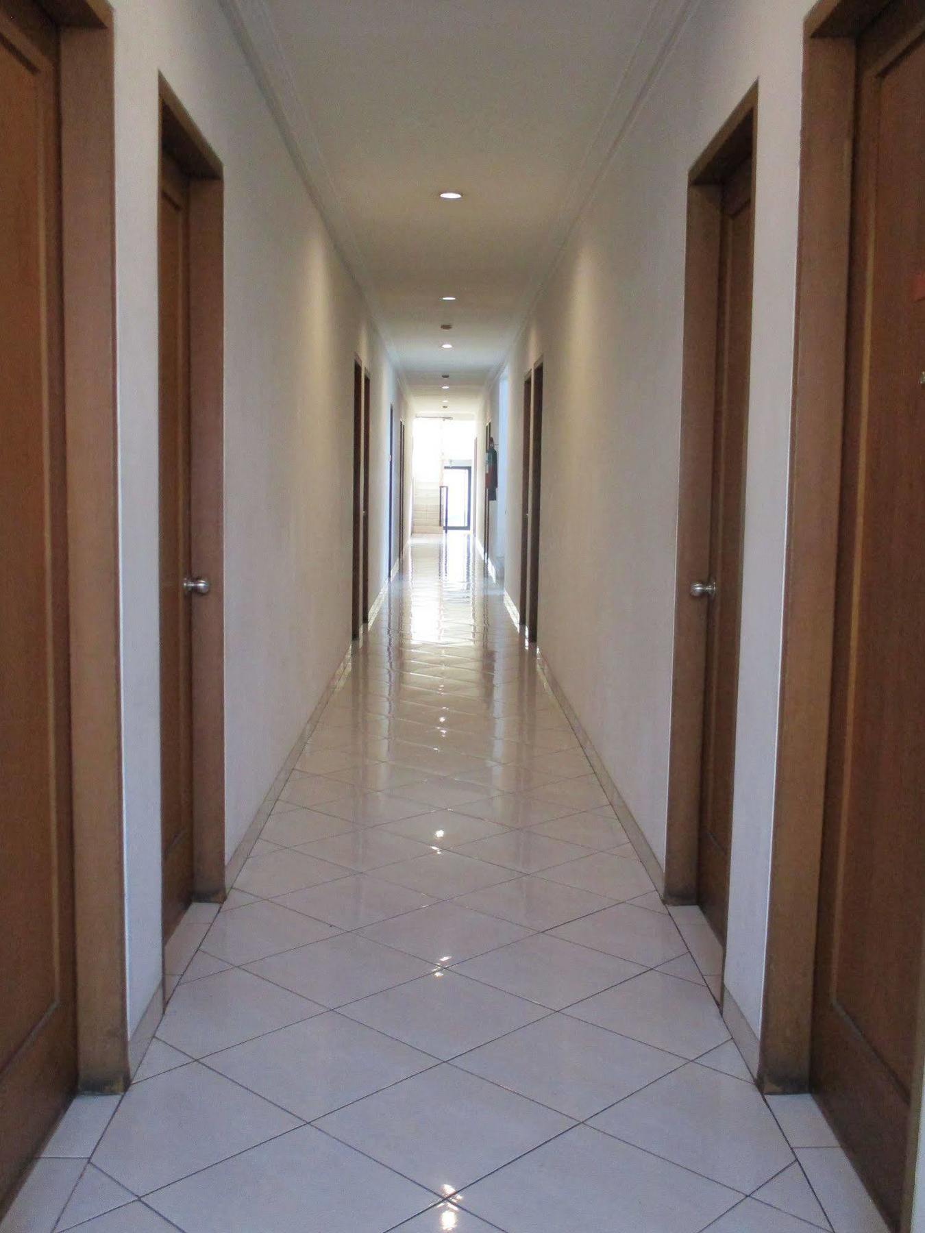 Hotel Caravan Tanah Abang Джакарта Екстер'єр фото